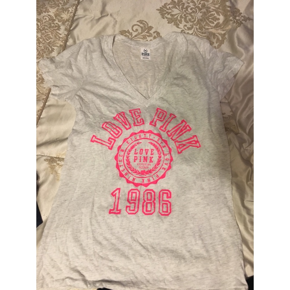 Victoria Secret Pink T-Shirt Size Large